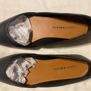Women’s Luck Brand flats